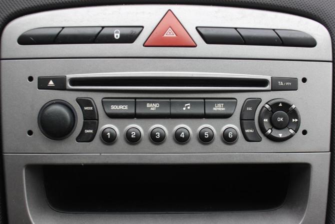 Peugeot 308 I Рестайлинг с пробегом 2012 года, цена 557 000 рублей, 166073 км, хэтчбек, Автокод Объявления