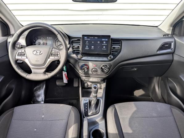 Hyundai Solaris II Рестайлинг с пробегом 2020 года, цена 1 095 000 рублей, 189053 км, седан, Автокод Объявления