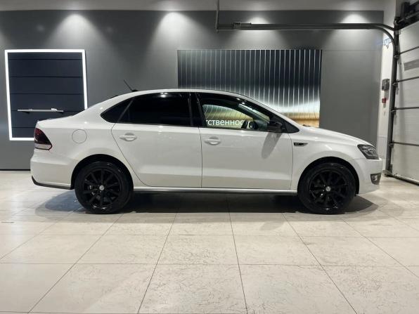 Volkswagen Polo V Рестайлинг с пробегом 2018 года, цена 1 090 000 рублей, 178660 км, седан, Автокод Объявления