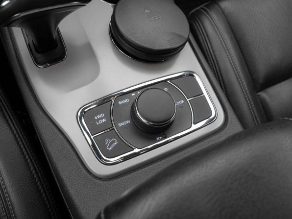 Jeep Grand Cherokee IV (WK2) Рестайлинг с пробегом 2015 года, цена 2 750 000 рублей, 87683 км, внедорожник, Автокод Объявления