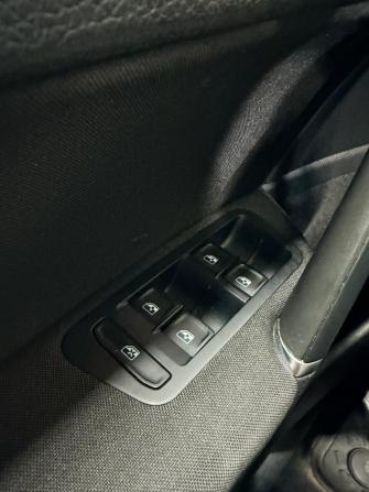 Volkswagen Golf VII Рестайлинг с пробегом 2019 года, цена 1 799 000 рублей, 81376 км, хэтчбек, Автокод Объявления
