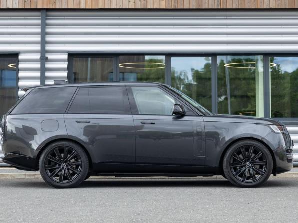 Новый Land Rover Range Rover V 2026 года, цена 20 990 000 рублей, внедорожник, Автокод Объявления