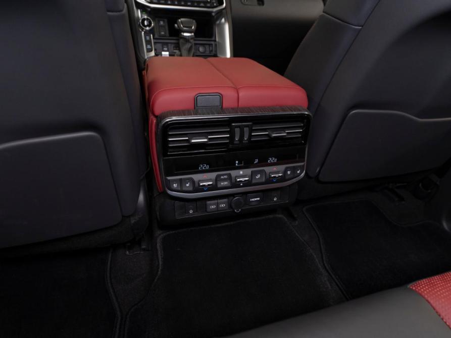 Toyota Land Cruiser 300 Series Москва  - изображение 16