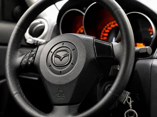 Mazda 3 I (BK) Рестайлинг с пробегом 2008 года, цена 650 000 рублей, 298128 км, седан, Автокод Объявления