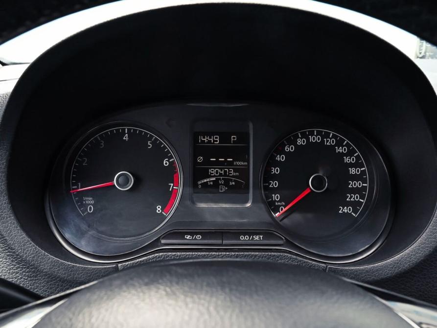 Volkswagen Polo V Рестайлинг Екатеринбург  - изображение 2