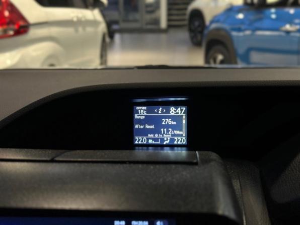 Toyota Noah III (R80) с пробегом 2017 года, цена 2 040 000 рублей, 118836 км, минивэн, Автокод Объявления
