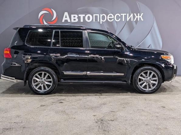Toyota Land Cruiser 200 Series Рестайлинг 1 с пробегом 2012 года, цена 2 995 000 рублей, 220186 км, внедорожник, Автокод Объявления