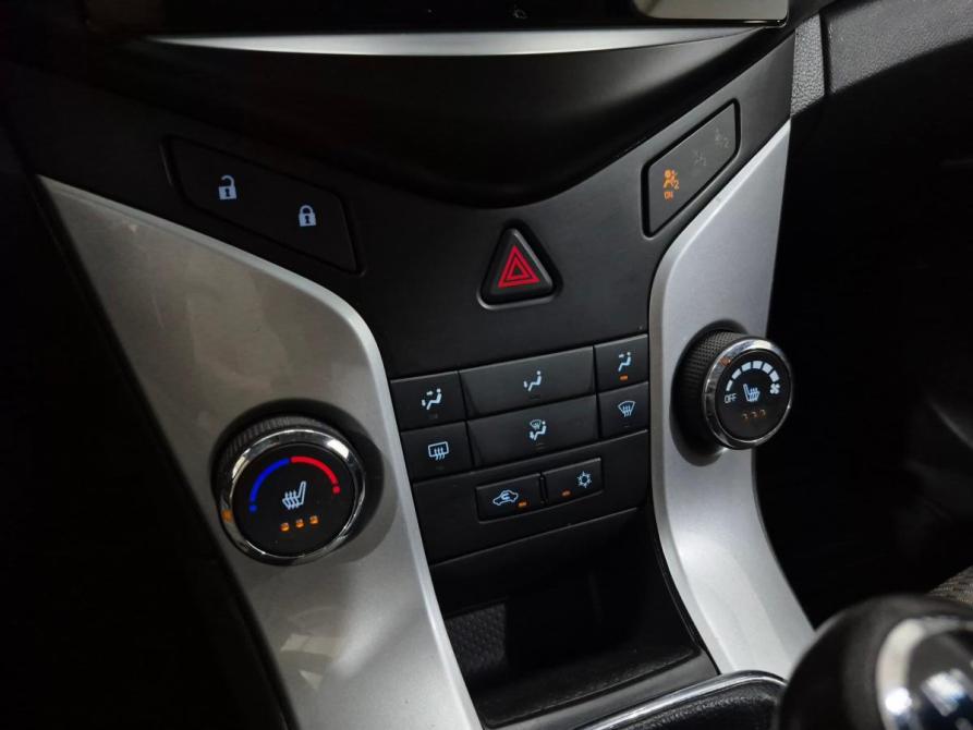 Chevrolet Cruze I Рестайлинг Альметьевск  - изображение 18