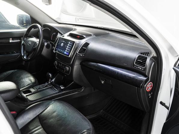 Kia Sorento II Рестайлинг с пробегом 2013 года, цена 1 540 000 рублей, 226365 км, внедорожник, Автокод Объявления