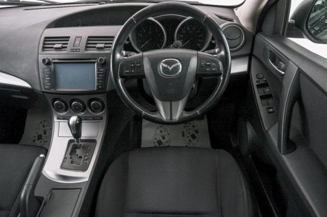 Mazda Axela II с пробегом 2009 года, цена 899 000 рублей, 157000 км, хэтчбек, Автокод Объявления
