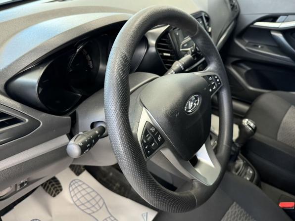 Lada (ВАЗ) Vesta I с пробегом 2022 года, цена 1 078 000 рублей, 26883 км, седан, Автокод Объявления