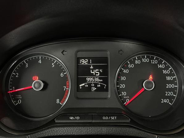 Volkswagen Polo V Рестайлинг с пробегом 2016 года, цена 1 265 000 рублей, 99536 км, седан, Автокод Объявления