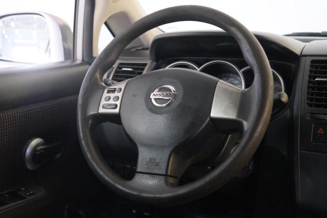 Nissan Tiida I Рестайлинг с пробегом 2011 года, цена 719 000 рублей, 197000 км, седан, Автокод Объявления