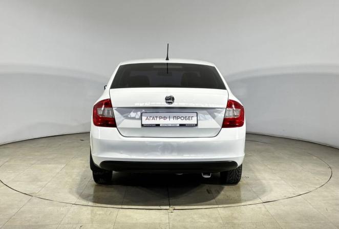 Skoda Rapid I с пробегом 2014 года, цена 705 000 рублей, 263372 км, лифтбек, Автокод Объявления