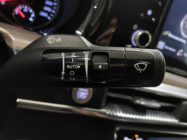 Kia K5 III с пробегом 2021 года, цена 2 050 000 рублей, 203500 км, седан, Автокод Объявления
