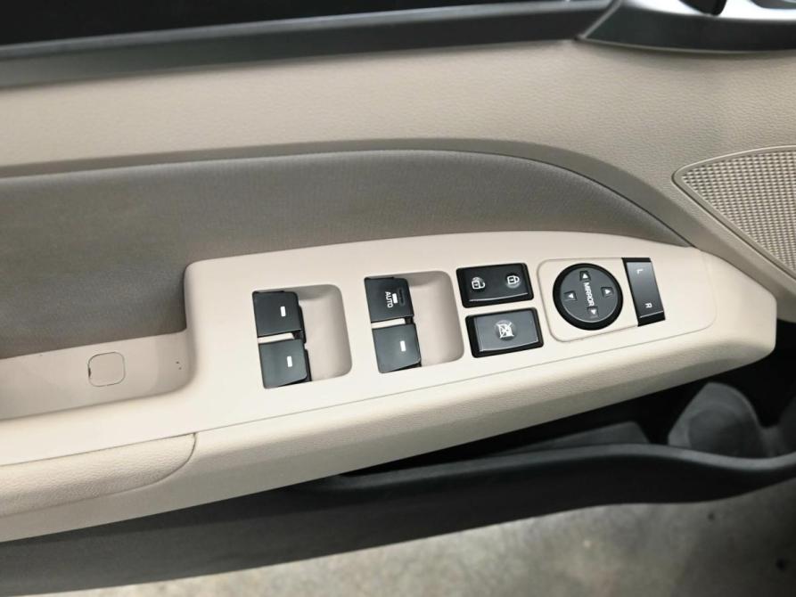 Hyundai Elantra VI (AD) Рестайлинг Екатеринбург  - изображение 14