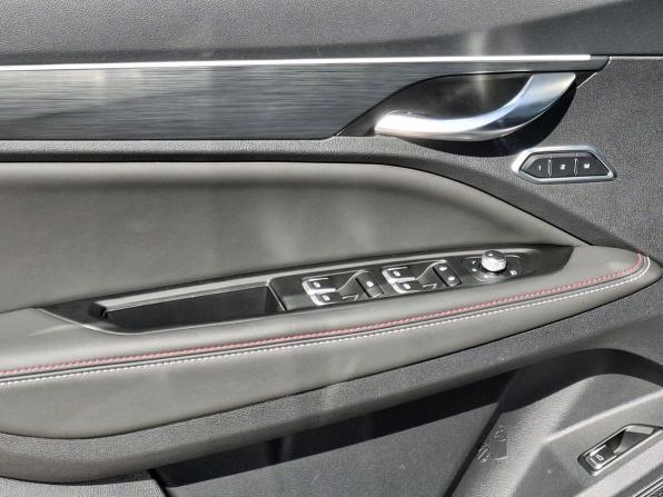 Geely Tugella I Рестайлинг с пробегом 2023 года, цена 2 790 000 рублей, 37595 км, внедорожник, Автокод Объявления