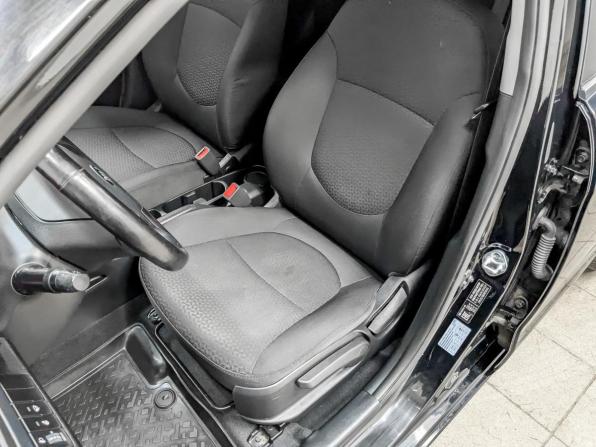 Kia Rio III Рестайлинг с пробегом 2017 года, цена 1 295 000 рублей, 86594 км, хэтчбек, Автокод Объявления