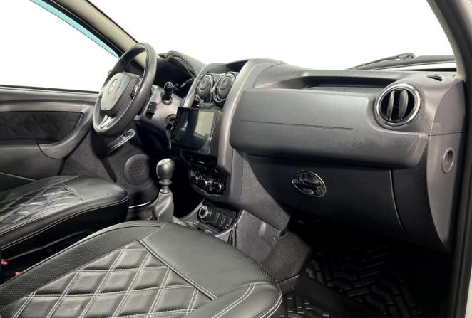 Renault Duster I Рестайлинг с пробегом 2017 года, цена 1 300 000 рублей, 141642 км, внедорожник, Автокод Объявления