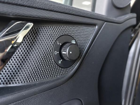 Skoda Rapid I с пробегом 2014 года, цена 1 299 000 рублей, 98600 км, лифтбек, Автокод Объявления