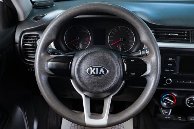 Kia Rio IV Рестайлинг с пробегом 2021 года, цена 1 329 000 рублей, 89123 км, седан, Автокод Объявления