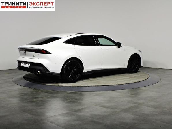 Changan UNI-V I с пробегом 2023 года, цена 2 297 000 рублей, 42637 км, лифтбек, Автокод Объявления