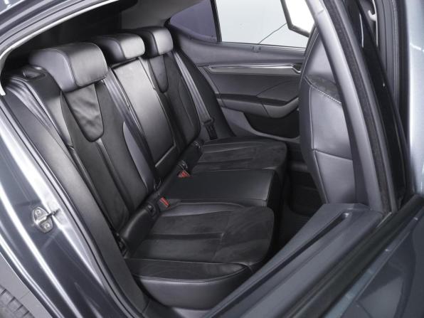 Skoda Octavia IV (A8) с пробегом 2021 года, цена 2 050 000 рублей, 155190 км, лифтбек, Автокод Объявления