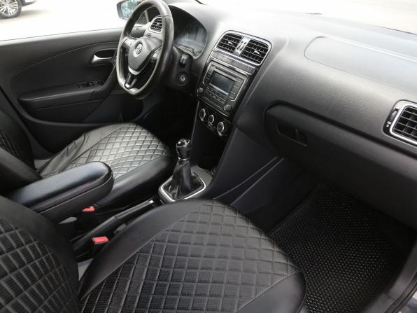 Volkswagen Polo V Рестайлинг с пробегом 2017 года, цена 523 000 рублей, 333000 км, седан, Автокод Объявления
