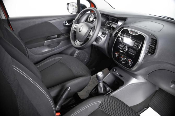 Renault Kaptur I с пробегом 2016 года, цена 1 459 000 рублей, 132235 км, внедорожник, Автокод Объявления