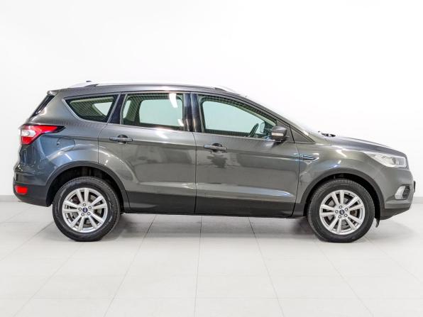 Ford Kuga II Рестайлинг с пробегом 2018 года, цена 1 690 000 рублей, 101418 км, внедорожник, Автокод Объявления