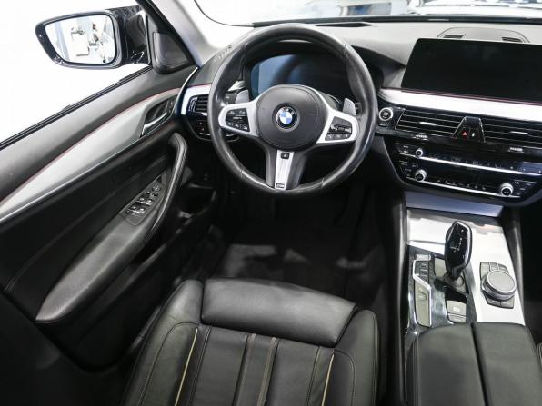 BMW 5 серии VII (G30/G31/G38) с пробегом 2019 года, цена 4 249 900 рублей, 117850 км, седан, Автокод Объявления