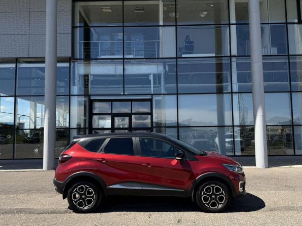 Renault Kaptur I Рестайлинг с пробегом 2020 года, цена 1 575 000 рублей, 67805 км, внедорожник, Автокод Объявления