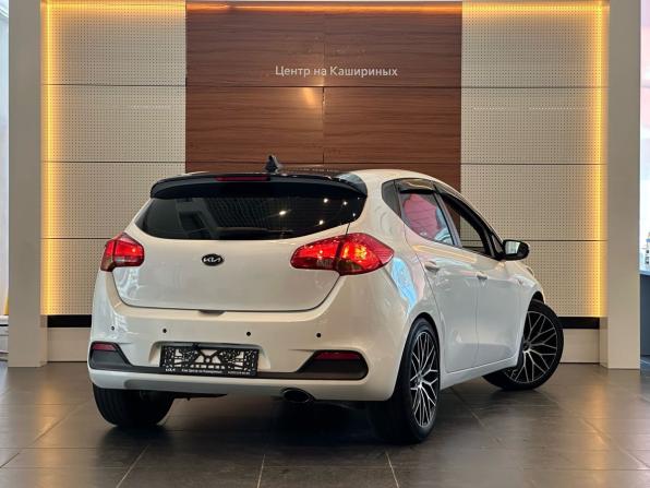 Kia Ceed II с пробегом 2012 года, цена 899 900 рублей, 279542 км, хэтчбек, Автокод Объявления