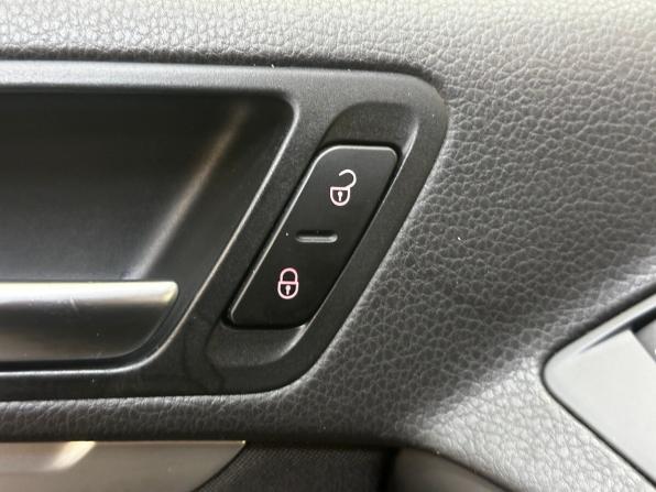 Volkswagen Tiguan I Рестайлинг с пробегом 2012 года, цена 1 199 000 рублей, 179835 км, внедорожник, Автокод Объявления
