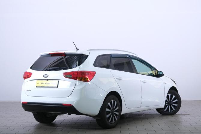 Kia Ceed II Рестайлинг с пробегом 2016 года, цена 1 099 000 рублей, 130500 км, универсал, Автокод Объявления