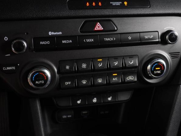 Kia Sportage IV Рестайлинг с пробегом 2022 года, цена 2 599 000 рублей, 97212 км, внедорожник, Автокод Объявления