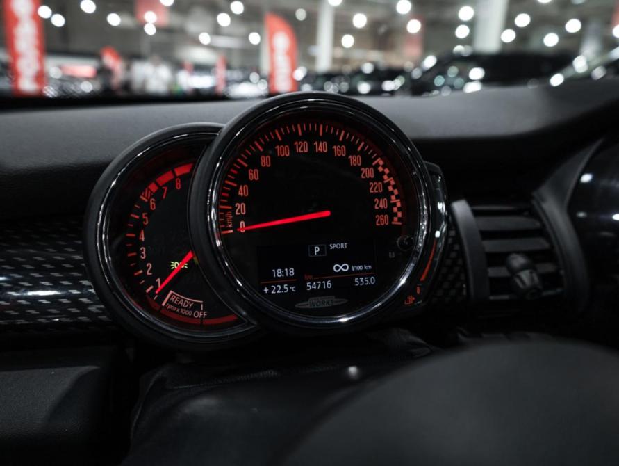 Mini Hatch III (F55/F56) Рестайлинг Санкт-Петербург  - изображение 16