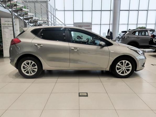 Kia Ceed II с пробегом 2012 года, цена 1 030 000 рублей, 207796 км, хэтчбек, Автокод Объявления