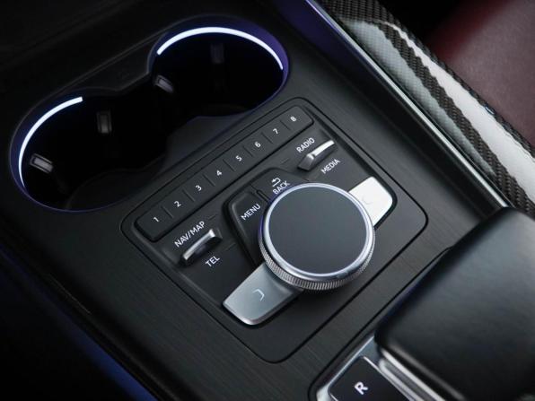 Audi A4 allroad V (B9) с пробегом 2017 года, цена 3 140 000 рублей, 226503 км, универсал, Автокод Объявления