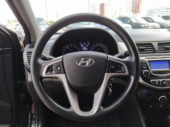 Hyundai Solaris I с пробегом 2014 года, цена 899 000 рублей, 129997 км, седан, Автокод Объявления
