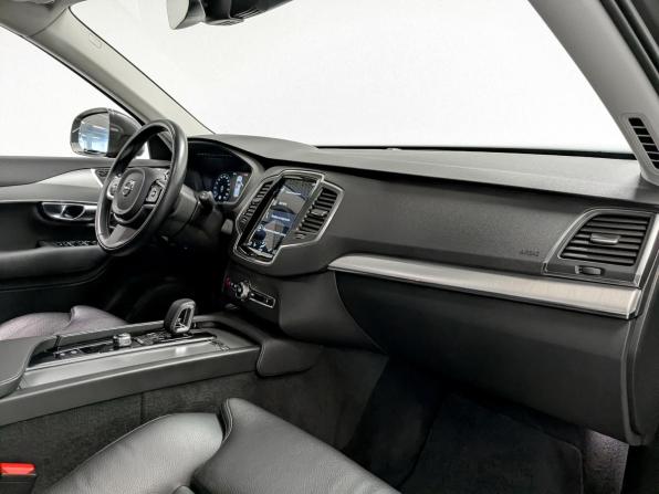 Volvo XC90 II Рестайлинг 1 с пробегом 2022 года, цена 5 800 000 рублей, 55663 км, внедорожник, Автокод Объявления