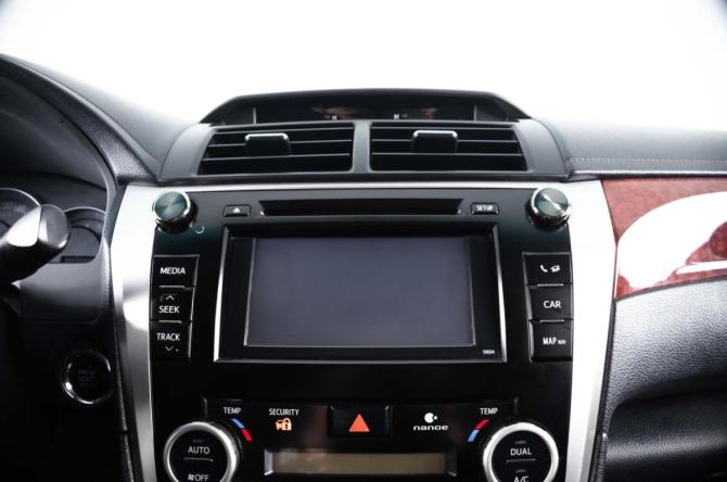 Toyota Camry VII (XV50) с пробегом 2013 года, цена 1 749 000 рублей, 224825 км, седан, Автокод Объявления