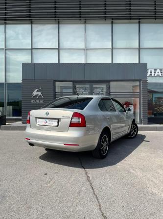 Skoda Octavia II (A5) Рестайлинг с пробегом 2012 года, цена 1 100 000 рублей, 115000 км, лифтбек, Автокод Объявления