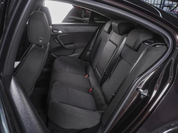 Opel Insignia I Рестайлинг с пробегом 2014 года, цена 980 000 рублей, 244919 км, седан, Автокод Объявления
