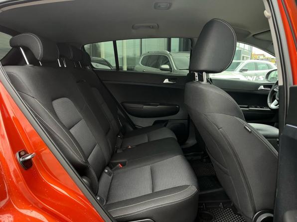 Kia Sportage IV Рестайлинг с пробегом 2020 года, цена 2 190 000 рублей, 107700 км, внедорожник, Автокод Объявления