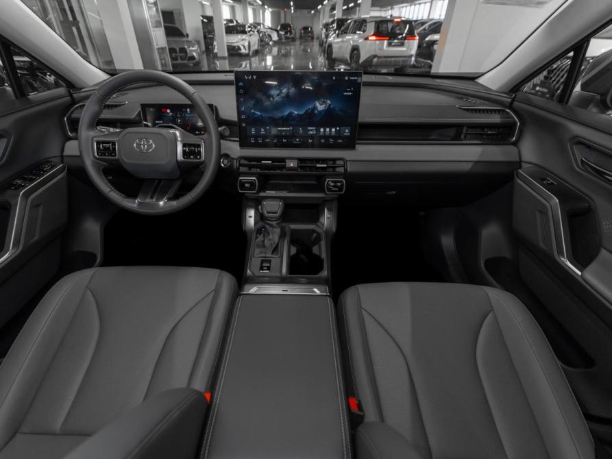 Toyota RAV4 VI (XA60) Москва  - изображение 8