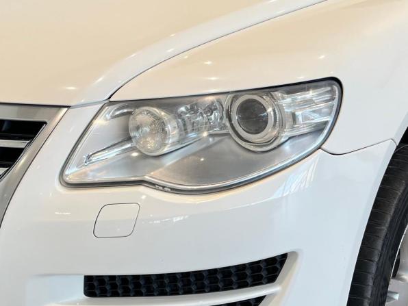Volkswagen Touareg I Рестайлинг с пробегом 2009 года, цена 1 250 000 рублей, 335240 км, внедорожник, Автокод Объявления