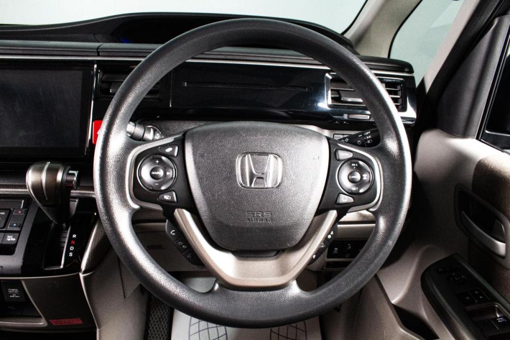 Honda Stepwgn V Сургут  - изображение 11