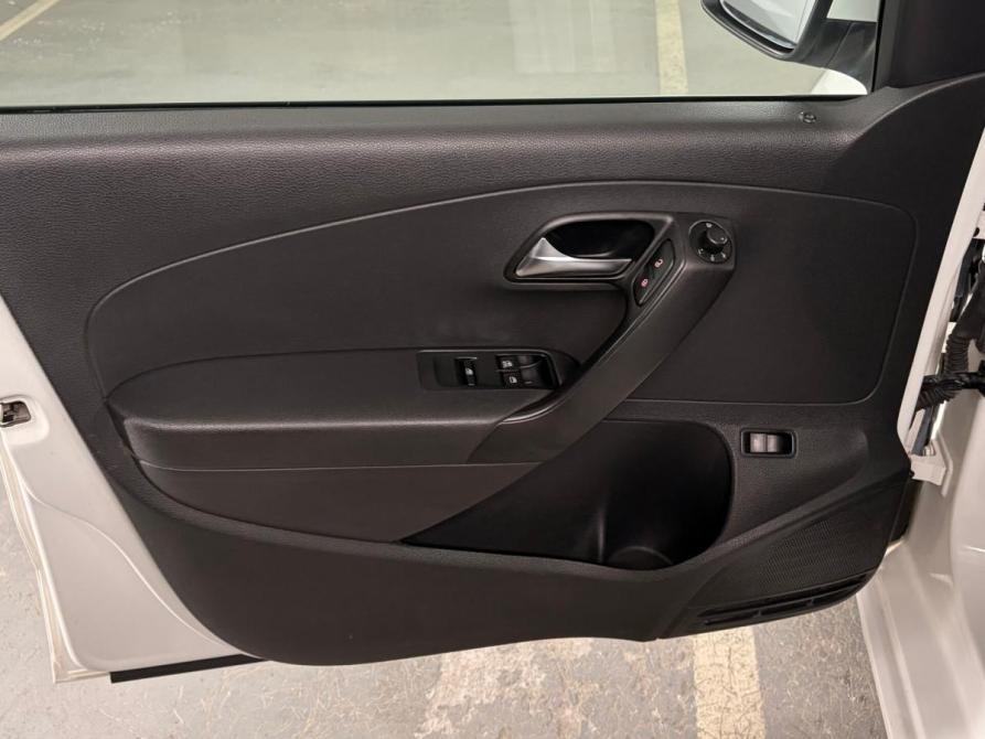 Volkswagen Polo V Екатеринбург  - изображение 13