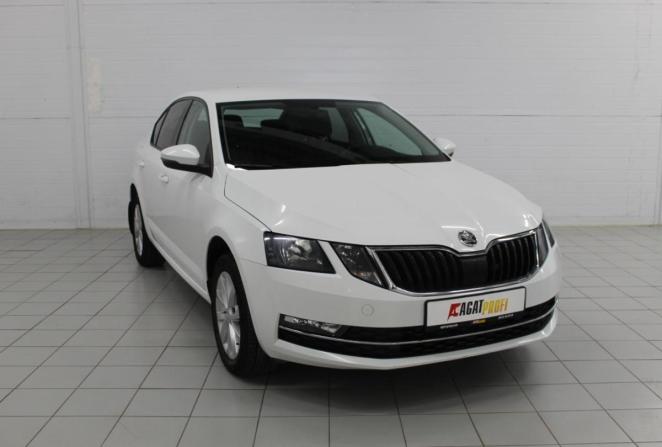 Skoda Octavia III (A7) Рестайлинг с пробегом 2018 года, цена 1 730 000 рублей, 88653 км, лифтбек, Автокод Объявления